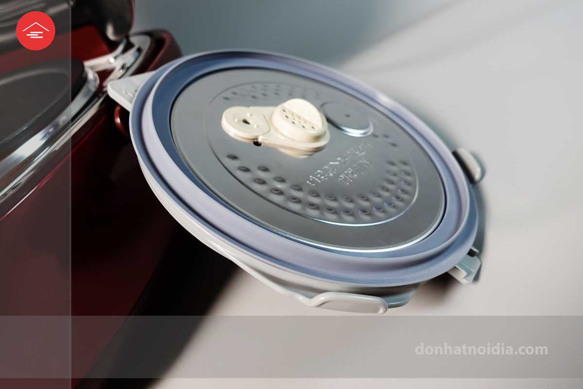 NỒI CƠM ĐIỆN CAO TẦN ÁP, ÁP SUẤT, CHÂN KHÔNG TOSHIBA RC-DS10KR | Đồ Nhật Nội Địa