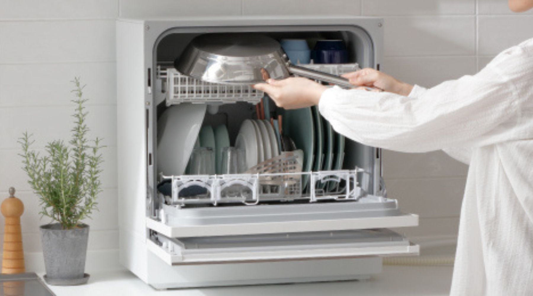 Máy rửa bát Nhật nội địa