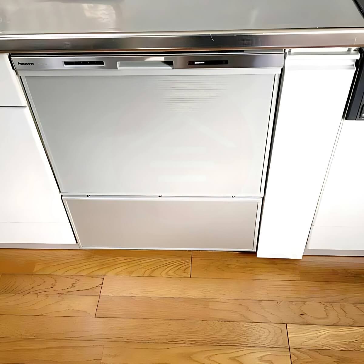Máy rửa bát Panasonic NP-60MS8S nội địa Nhật thiết kế âm tủ sang trọng