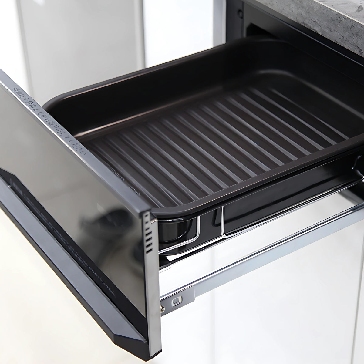 Bếp từ HT-M8AKTWF lắp đặt trong bếp hiện đại, nhập khẩu chính hãng từ Nhật