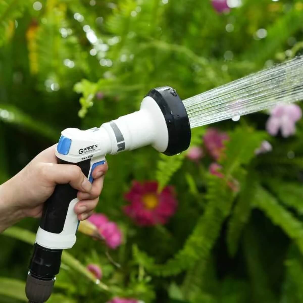 Vòi Tưới Cây Takagi Pro Grip Garden QG1113FJ Chính Hãng