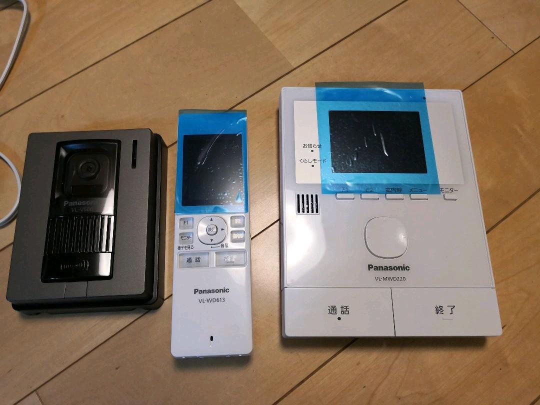 Chuông cửa hình Panasonic VL-SWD220K | donhatnoidia.com